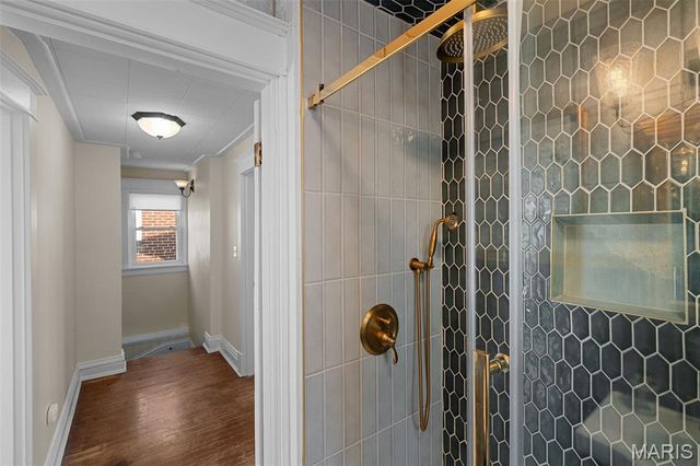 2842 Knox Court, St Louis, MO 63139