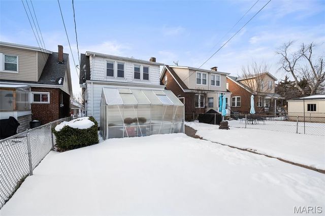 2842 Knox Court, St Louis, MO 63139