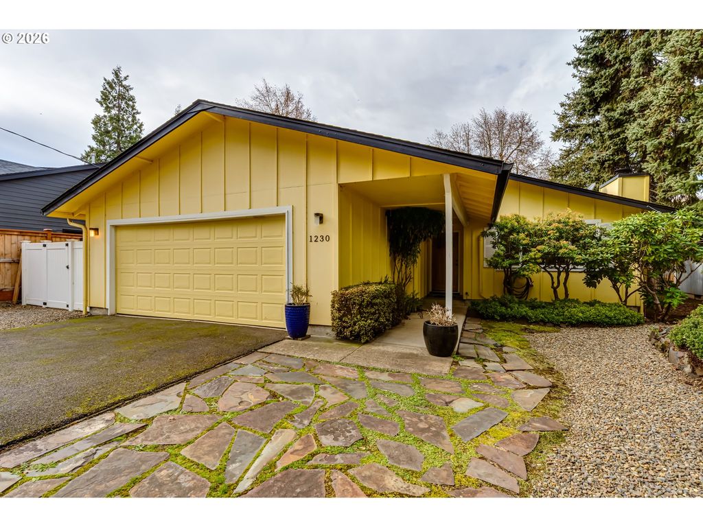 1230 DEBRICK Rd, Eugene, OR 97401
