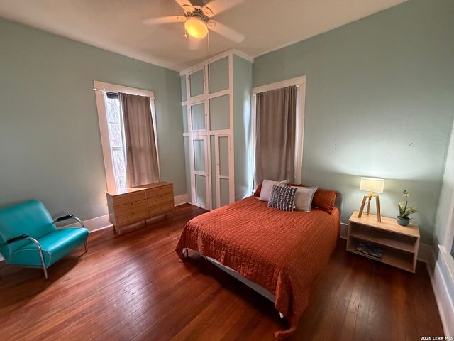 529 Mason St, San Antonio, TX 78208