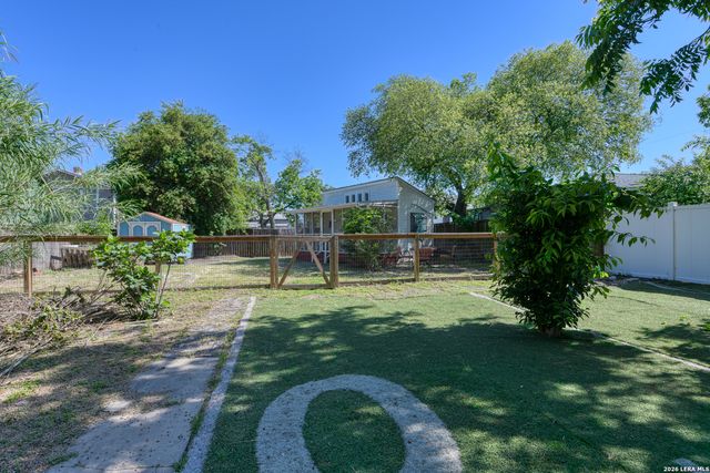 529 Mason St, San Antonio, TX 78208