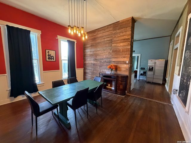 529 Mason St, San Antonio, TX 78208