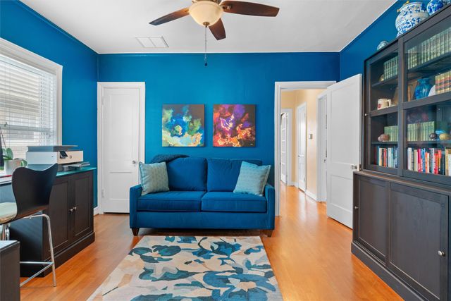 4204- Prescott Avenue, Dallas, TX 75219
