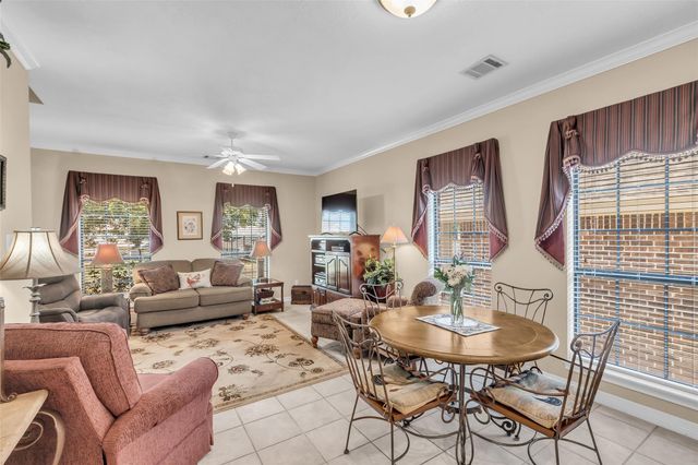 12319 Pebble View Drive, Conroe, TX 77304