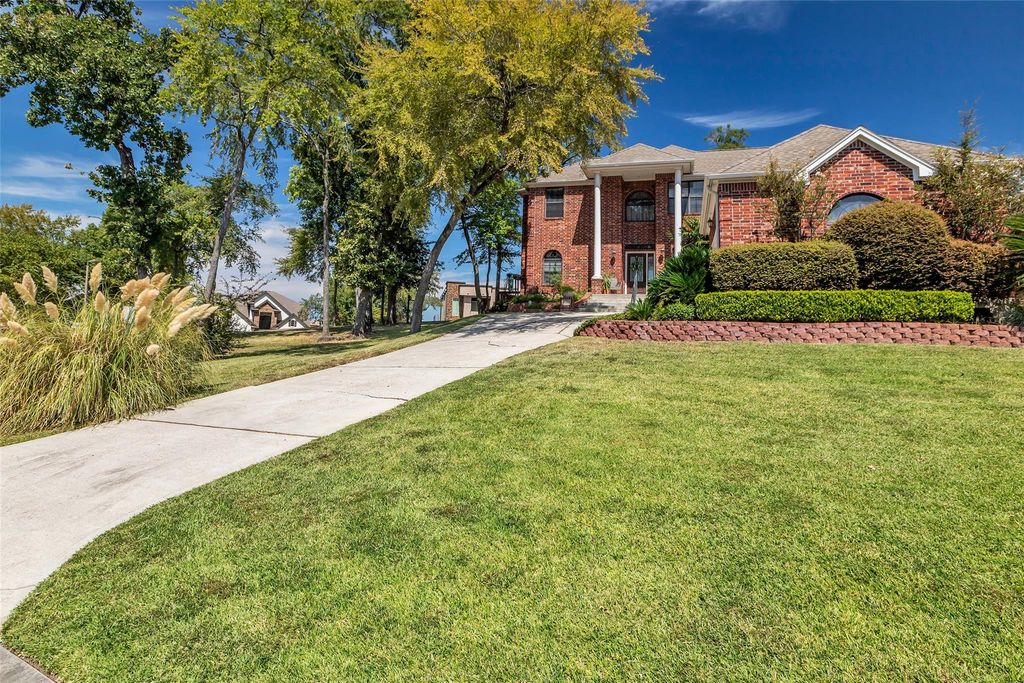 12319 Pebble View Drive, Conroe, TX 77304