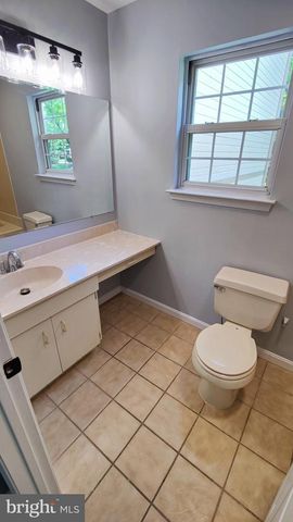 151 STEEPLECHASE CT, Deptford, NJ 08096