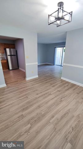 151 STEEPLECHASE CT, Deptford, NJ 08096