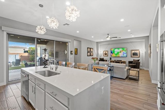 9828 IRON SKY CT Court, Las Vegas, NV 89148