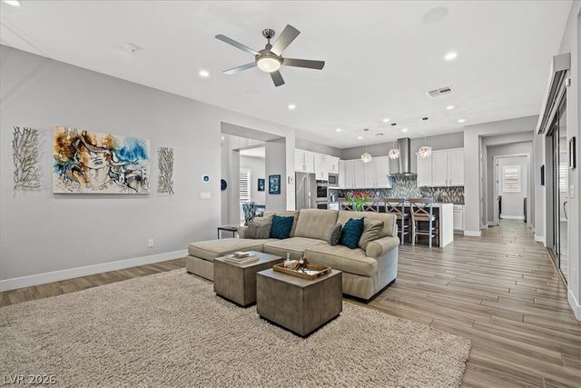 9828 IRON SKY CT Court, Las Vegas, NV 89148