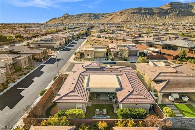 9828 IRON SKY CT Court, Las Vegas, NV 89148