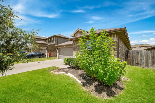 7543 Highland Chase Drive, Richmond, TX 77407