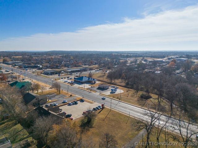 243 E 141st Street, Glenpool, OK 74033