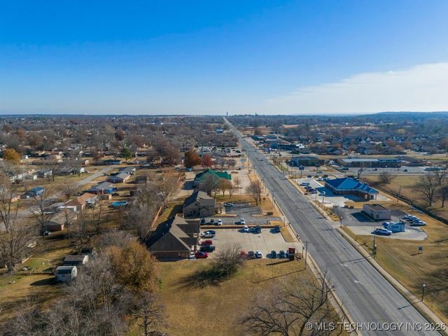243 E 141st Street, Glenpool, OK 74033