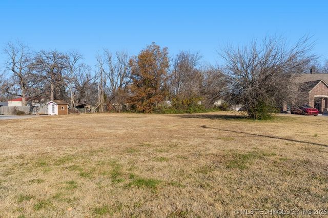 243 E 141st Street, Glenpool, OK 74033