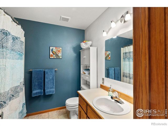 814 Essex Drive, Loveland, CO 80538