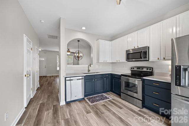 1114 Sienna Sand Way, Fort Mill, SC 29708