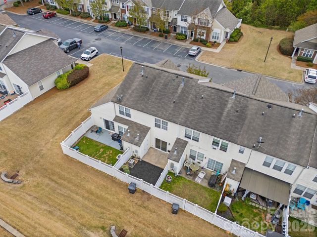 1114 Sienna Sand Way, Fort Mill, SC 29708