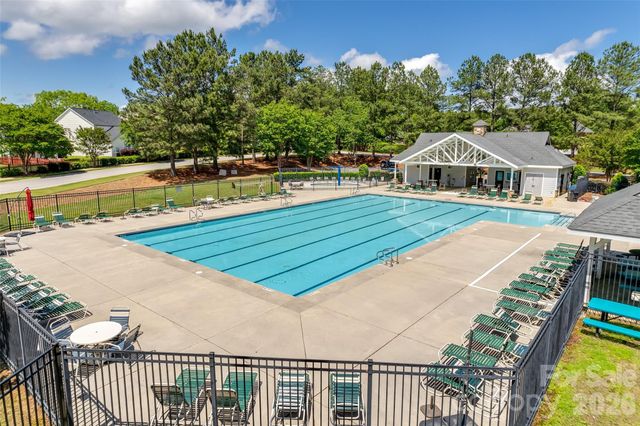 1114 Sienna Sand Way, Fort Mill, SC 29708