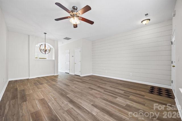 1114 Sienna Sand Way, Fort Mill, SC 29708