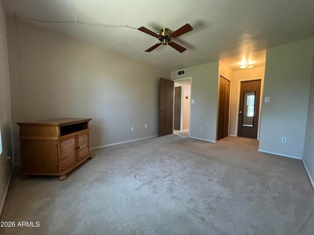 925 E LODGE Drive, Tempe, AZ 85283