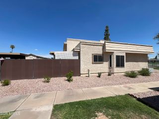 925 E LODGE Drive, Tempe, AZ 85283