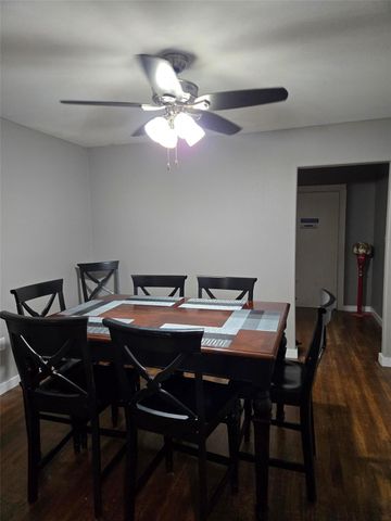 8906 Cele RD, Manor, TX 78653