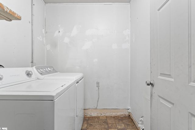 162 Watkins Court, Spartanburg, SC 29301