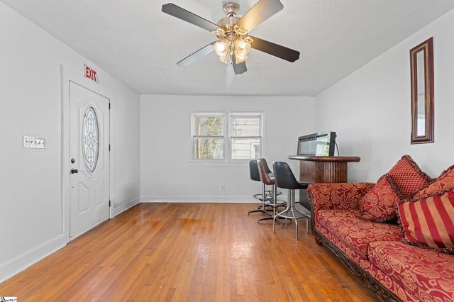 162 Watkins Court, Spartanburg, SC 29301