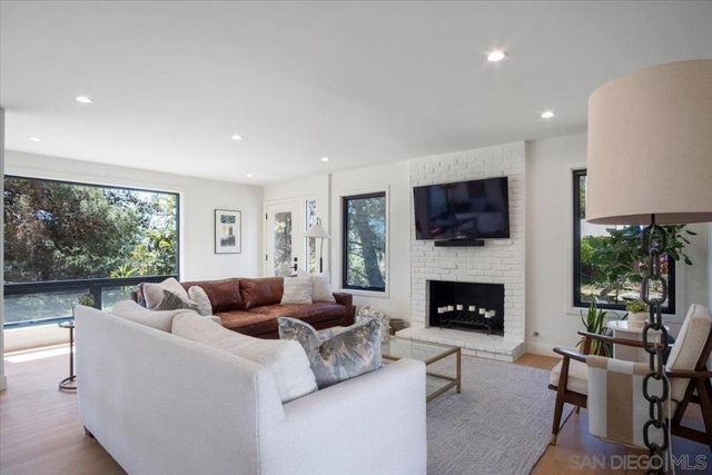 4905 EL ARCO IRIS, Rancho Santa Fe, CA 92067