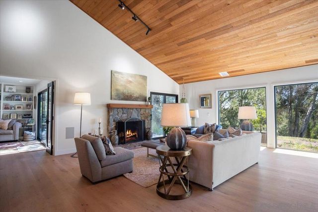 4905 EL ARCO IRIS, Rancho Santa Fe, CA 92067