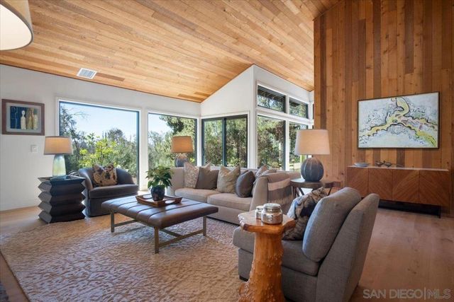 4905 EL ARCO IRIS, Rancho Santa Fe, CA 92067