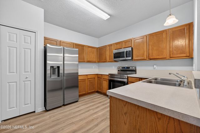 3620 KIRKPATRICK Circle 1, Jacksonville, FL 32210