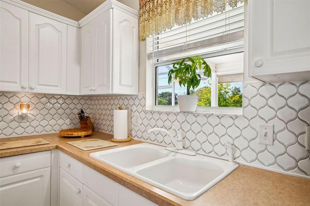 917 EASTMONT COURT, The Villages, FL 32162