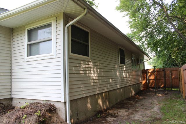 92 Lombardy Drive, Shirley, NY 11967