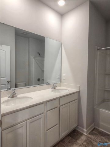 25090 Delilah Circle, Athens, AL 35613