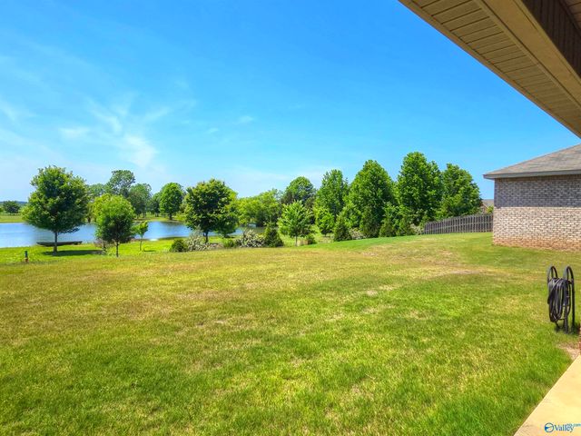25090 Delilah Circle, Athens, AL 35613