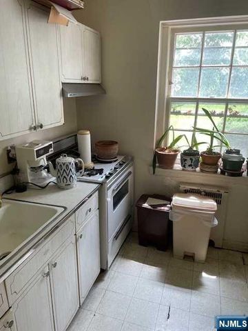 185 E Palisade Avenue A6A, Englewood, NJ 07631