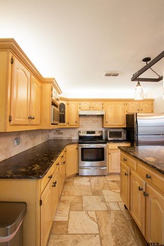 16120 CR 1130, Flint, TX 75762