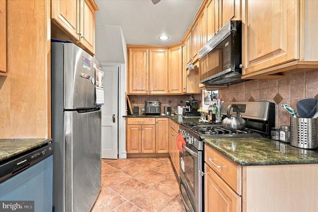 820 ELKINS AVE, Elkins Park, PA 19027
