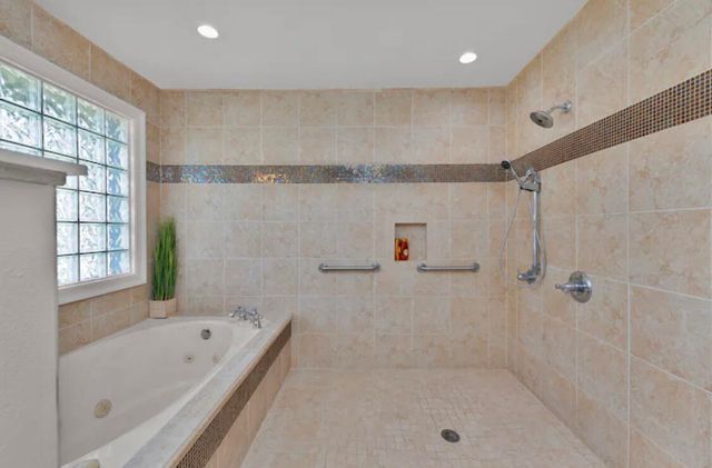 5043 Challenger Way, Pensacola, FL 32507