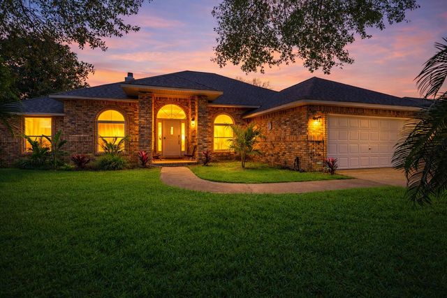 5043 Challenger Way, Pensacola, FL 32507