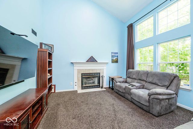 111 Oakview Drive, Mooresville, IN 46158