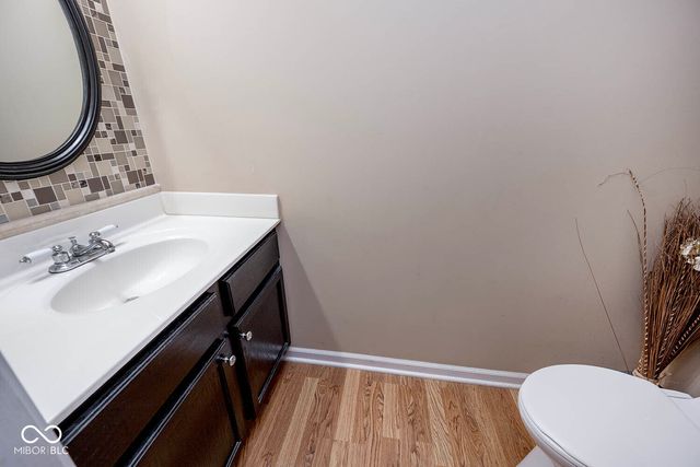 111 Oakview Drive, Mooresville, IN 46158