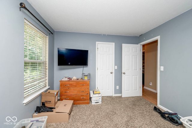 111 Oakview Drive, Mooresville, IN 46158
