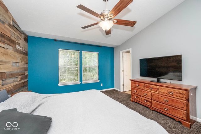 111 Oakview Drive, Mooresville, IN 46158