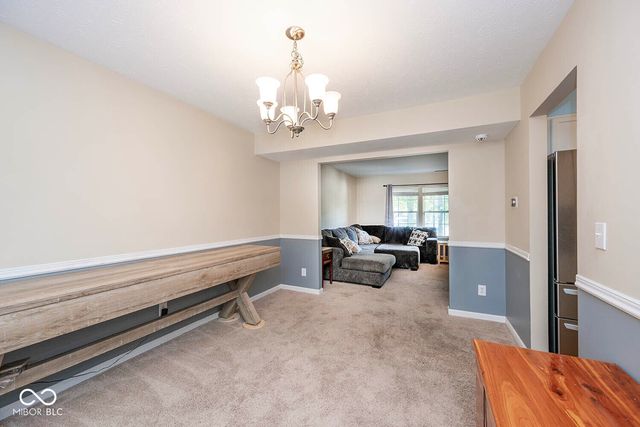 111 Oakview Drive, Mooresville, IN 46158