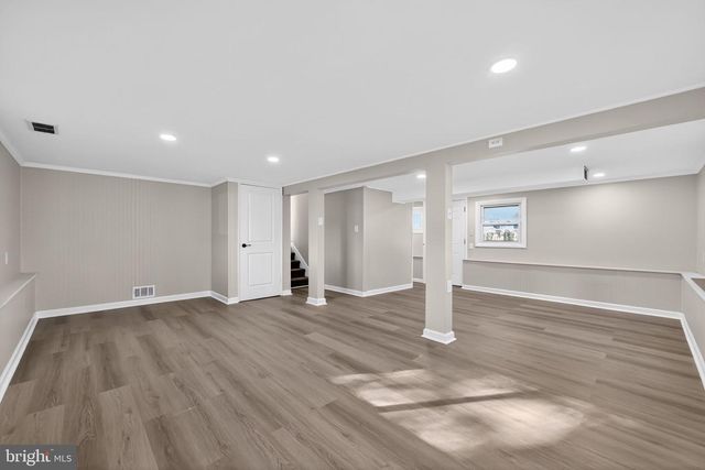 1976 ARENA DR, Hamilton, NJ 08610