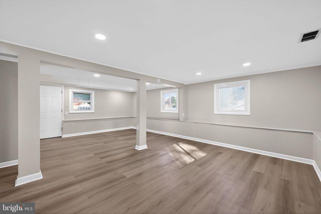 1976 ARENA DR, Hamilton, NJ 08610