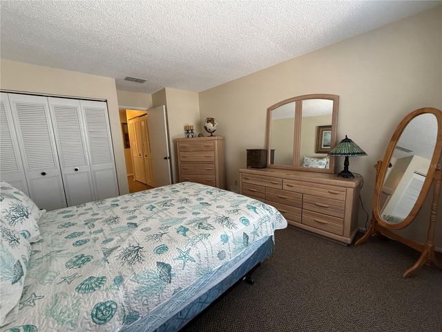 232 NAUTILUS WAY 11, St Petersburg, FL 33706