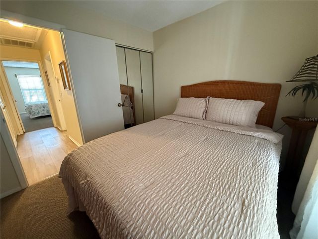 232 NAUTILUS WAY 11, St Petersburg, FL 33706